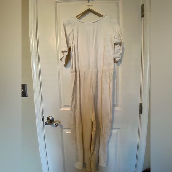 AMAE co jumpsuit in SP - Picture 3 of 4